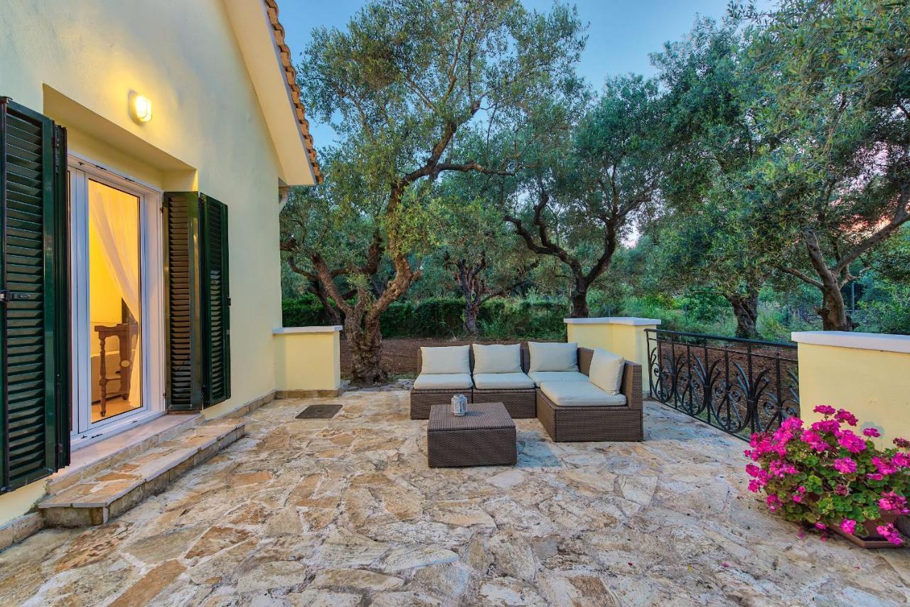 Olivegrove Villa - Nestled In Olive Trees With Private Pool, By Zantewize Трагакі Екстер'єр фото